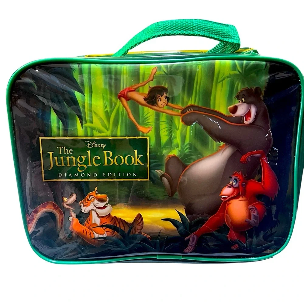 Walt Disney’s Vivid Green “Jungle Book” Soft Side Lunch Bag.   New without Tags.